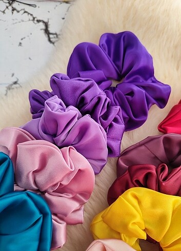 Beden Scrunchie saten toka crescentofficiall