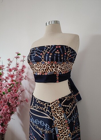 38 Beden lacivert Renk Saten crop bluz