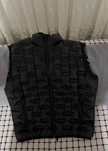Lacoste Siyah Yelek