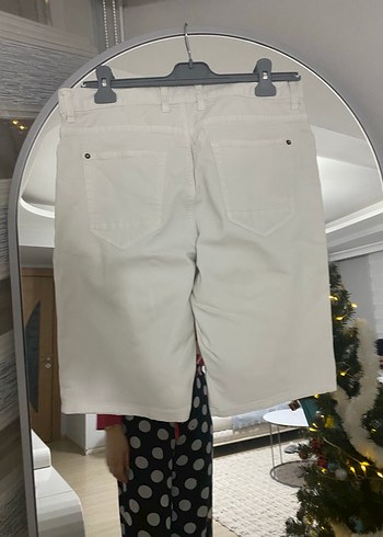 Beyaz Pamuklu Kemerli Erkek Şort - Görsel 4