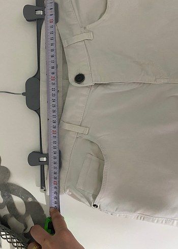 Beyaz Pamuklu Kemerli Erkek Şort - Görsel 5