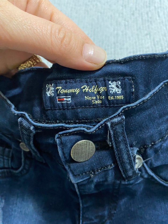 Erkek Koyu Mavi Düğmeli Denim Şort - Görsel 2