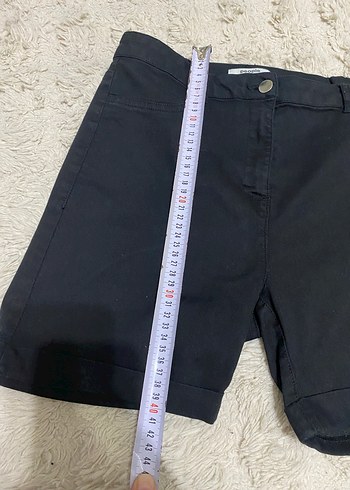 Siyah Kemerli Mini Denim Şort - Görsel 5