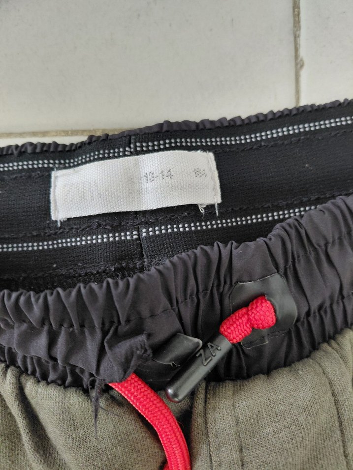 Zara Erkek Kamuflaj Desenli Rahat Kesim Pantolon - Görsel 5