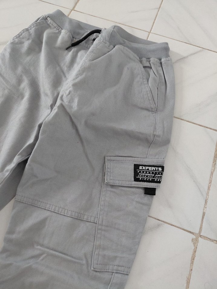 Lc Waikiki Gri Bel Detaylı Rahat Kesim Erkek cocuk Pantolon - Görsel 2