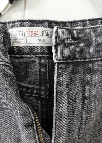 Siyah ve Zebra Desenli,gri Kadın Kot Şort - Görsel 7