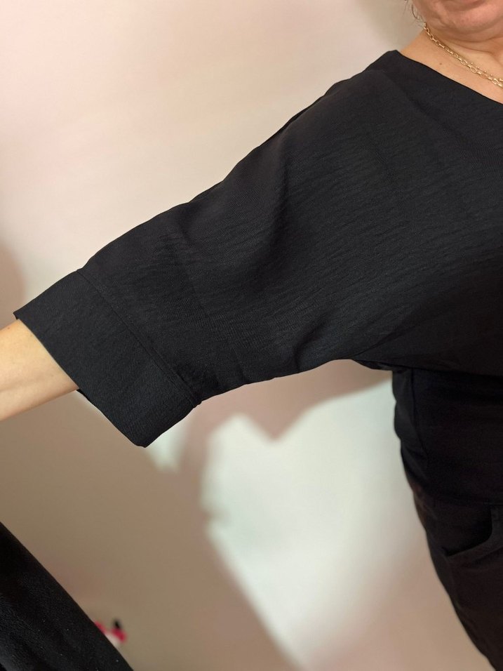 Siyah Kadın Salaş Bluz - Görsel 4