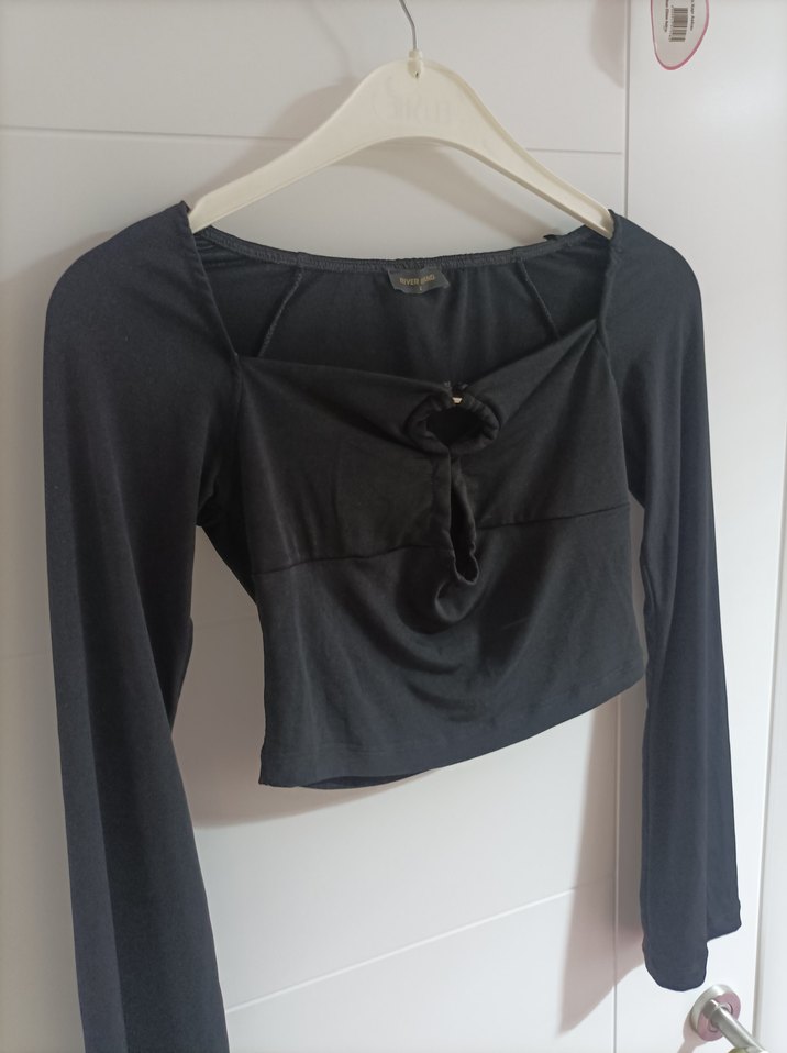 Siyah Crop Uzun Kollu Gotik Bluz - Görsel 2