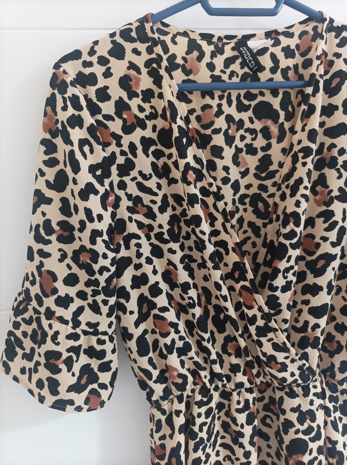 Leopar Desenli V Yakalı Bluz - Görsel 3