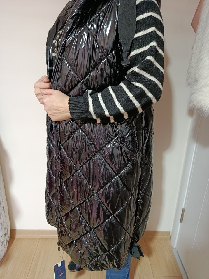 Siyah Uzun Fermuarlı Kadın Yelek - Görsel 3