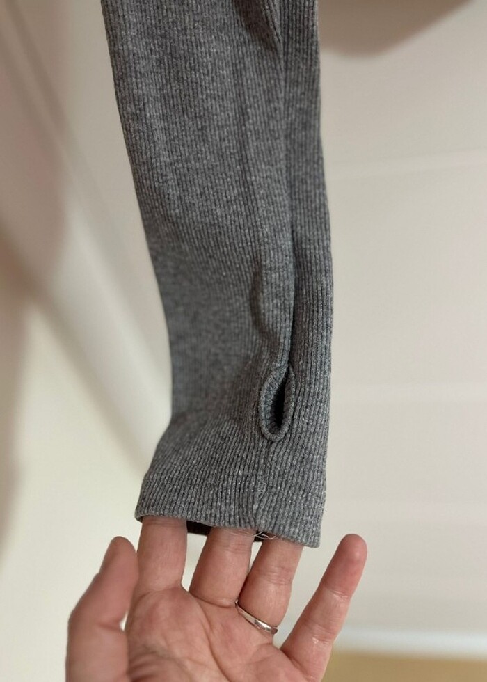 Gri Yumuşacık Kazak  - Görsel 2