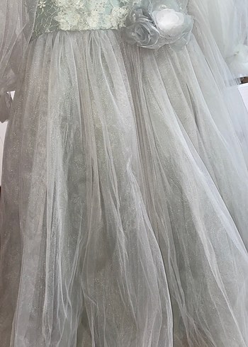 Bohem Tarzda Yeşil Uzun Straplez Nişan Elbisesi - Görsel 3