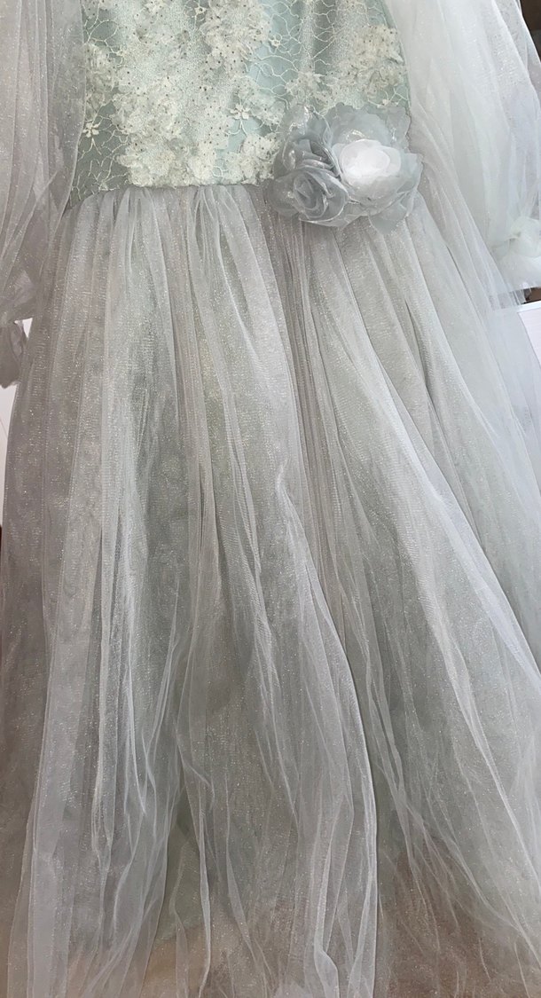 Bohem Tarzda Yeşil Uzun Straplez Nişan Elbisesi - Görsel 3