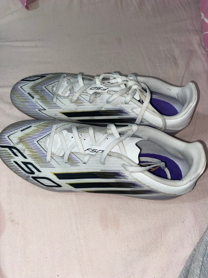 Bağcıklı Beyaz Erkek Futbol Ayakkabısı - Görsel 2