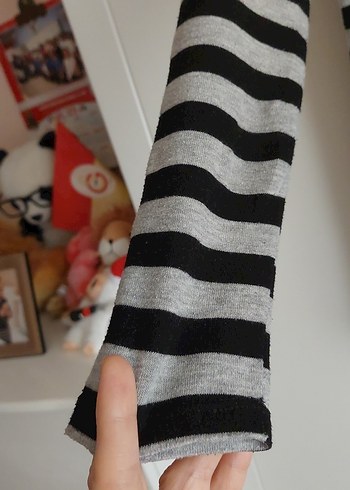 Gri Çizgili Geniş Kesim  Bluz - Görsel 5