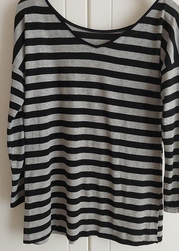 Gri Çizgili Geniş Kesim  Bluz - Görsel 3