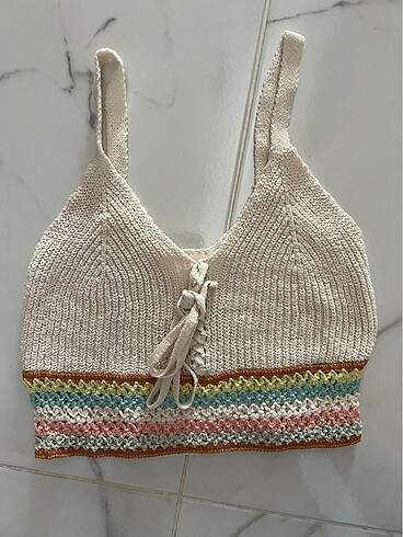 Ecrou triko crop