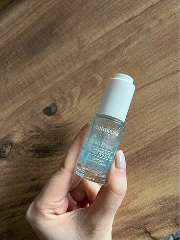 Neutrogena serum