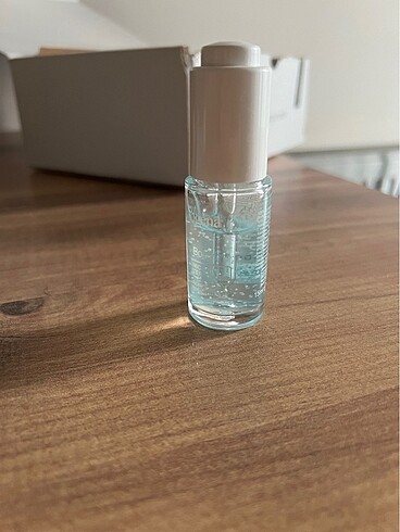  Beden Renk Neutrogena serum