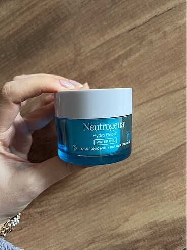 Neutrogena nemlendirici krem