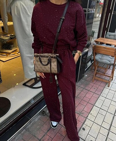 Luxe Taş işlemeli eşofman takımı