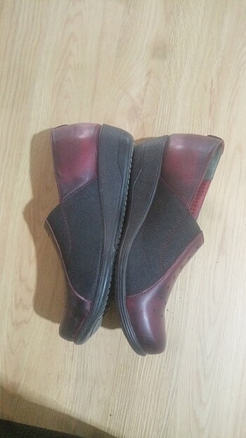 36 Beden bordo Renk 36 numara anne ayakkabısı