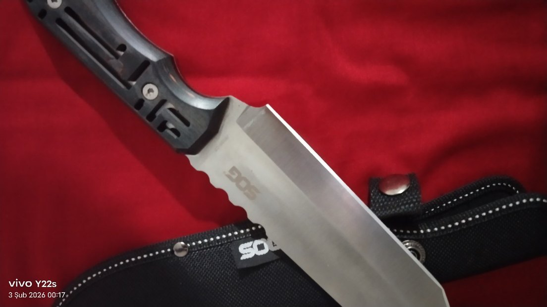 Siyah SOG Bıçak ve Kılıf - Görsel 3