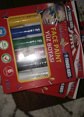 TRiX 12 Renkli Kuruboya Kalem Seti
Trix 6 clors yüz boyası seti - Görsel 4