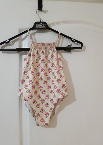 Zara Pembe Çiçek Desenli Fırfırlı Mayo