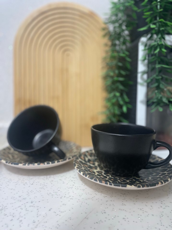 Çay Fincanı ve Leopar Desenli Tabak Seti - Görsel 2