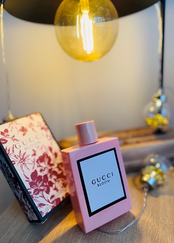 Gucci İçindeki Çiçeği Uyandır: GUCCI BLOOM