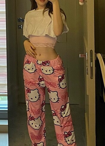 Hello Kitty eşofman model 
