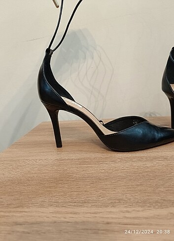 38 Beden siyah Renk Stradivarius topuklu ayakkabı