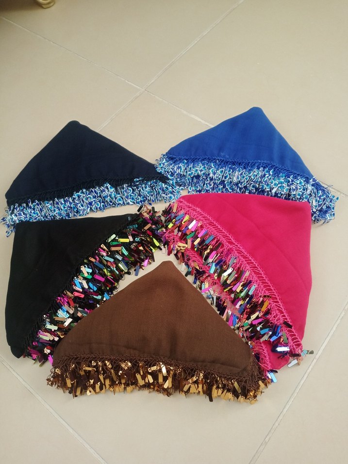 Renkli Püsküllü kadın yazma - Görsel 2