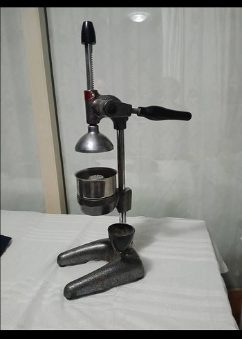 Diger Siyah Gri Manuel Meyve Sıkacağı