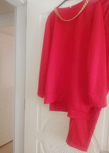 Kırmızı Zincir Detaylı Rahat Kesim Kadın Takım - Görsel 5