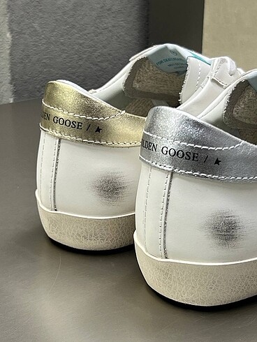 37 Beden beyaz Renk Golden goose