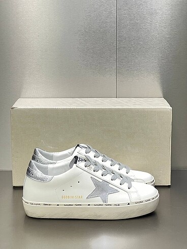 Golden goose