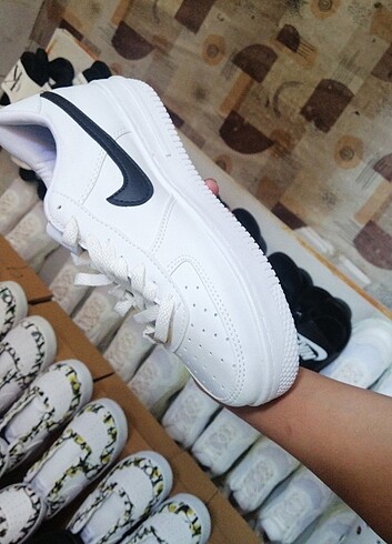 Nike Sporcu ayakkabısı SATILDI