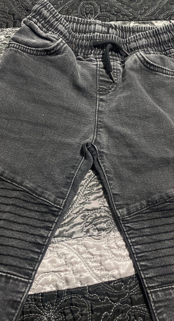 Erkek Çocuk Gri Pilili Denim Pantolon - Görsel 2