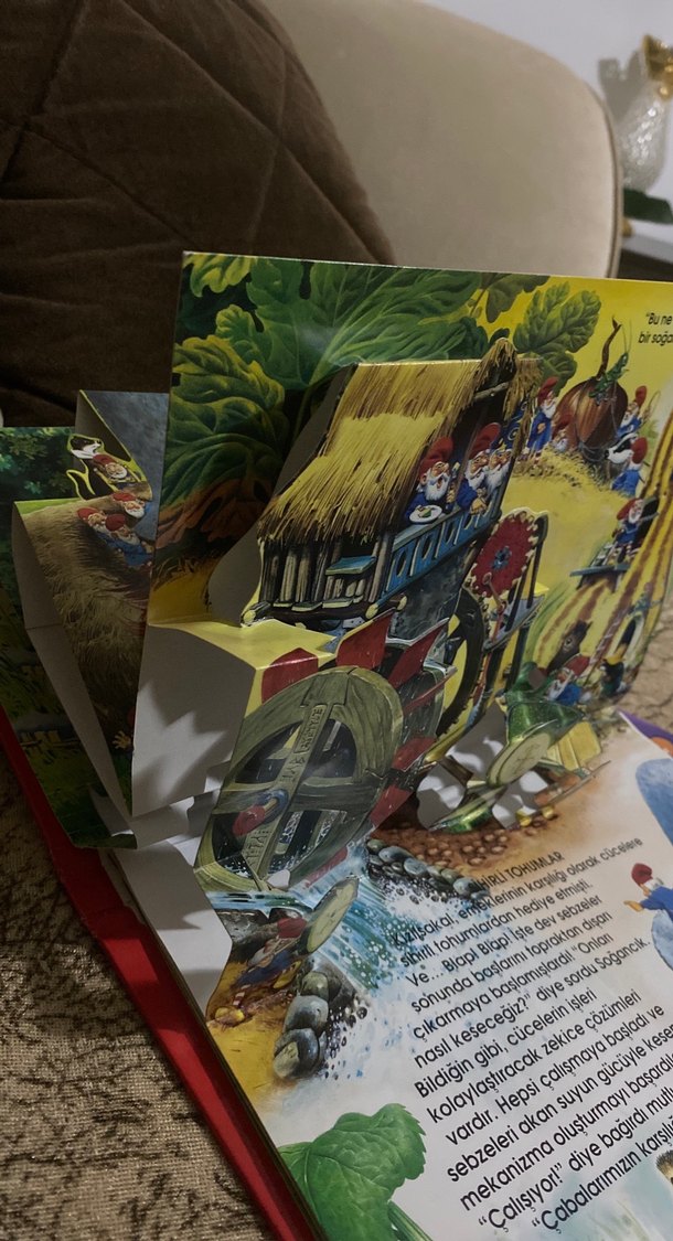 Çocuk Kitapları Seti: Devler, Meraklı Minik, Peter Pan - Görsel 4