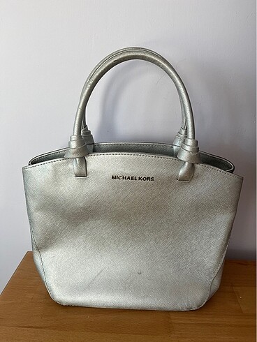 Michael Kors Lame Kors