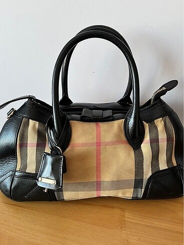 Burberry Prorsum Bow Detail