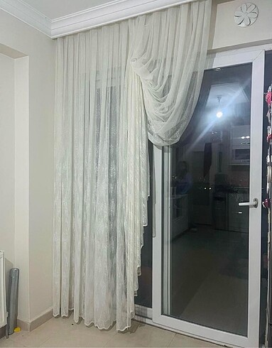 Diğer Mutfak perdesi az kullanıldı (6 ay kullanıldı )