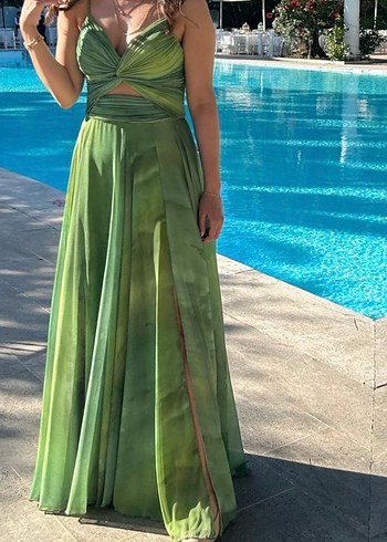 Yeşil Drapeli Uzun Straplez Elbise - Görsel 2