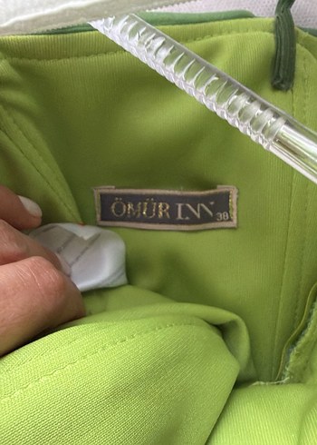 Yeşil Drapeli Uzun Straplez Elbise - Görsel 4