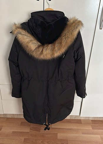 Siyah Kadın Midi Kaban, Kürklü Kapüşonlu - Görsel 2