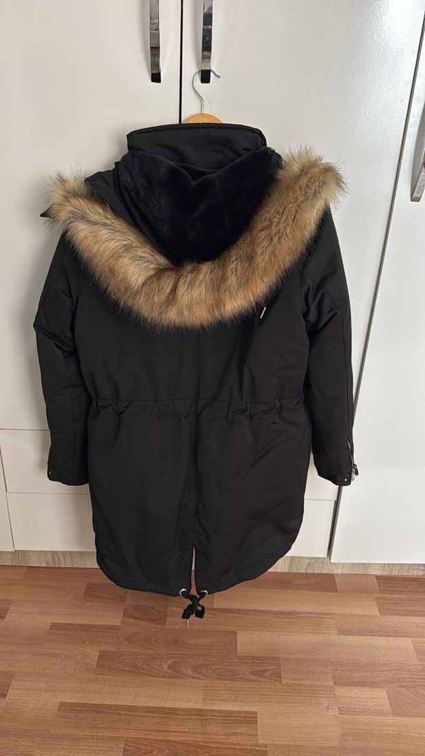 Siyah Kadın Midi Kaban, Kürklü Kapüşonlu - Görsel 2