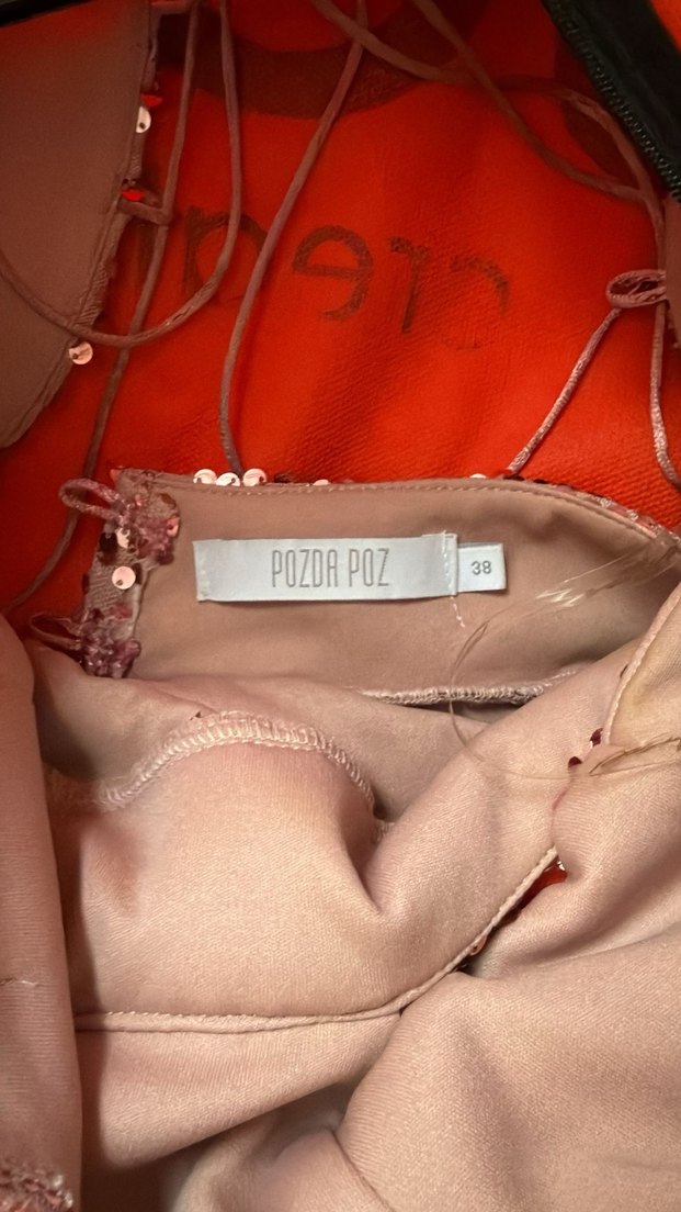 Pullu V Yaka Mini Elbise - Görsel 3