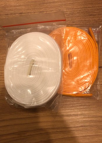 Turuncu ve Beyaz Minimalist Bağcık Seti - Görsel 2